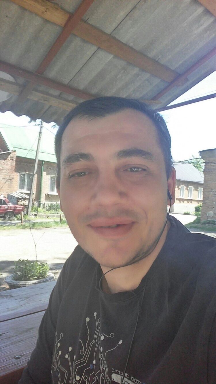  40043099  , 46 ,    