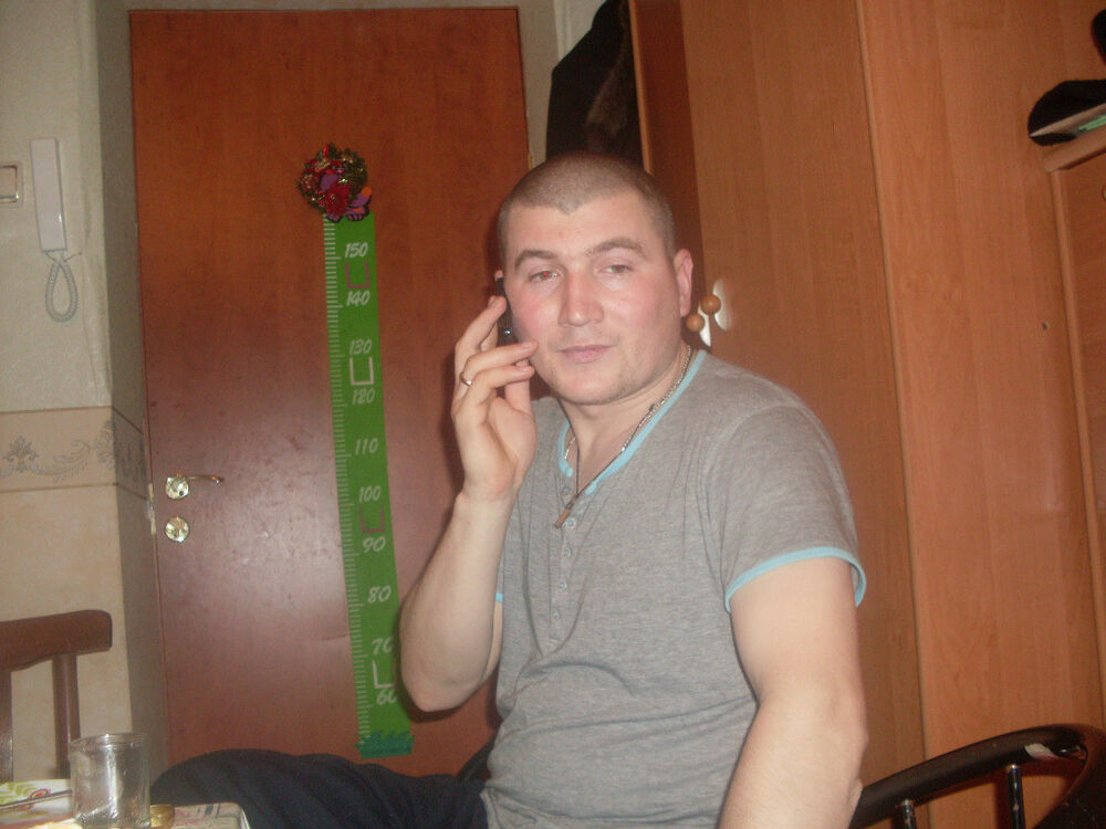  10133269  Anatolie, 41 ,    -