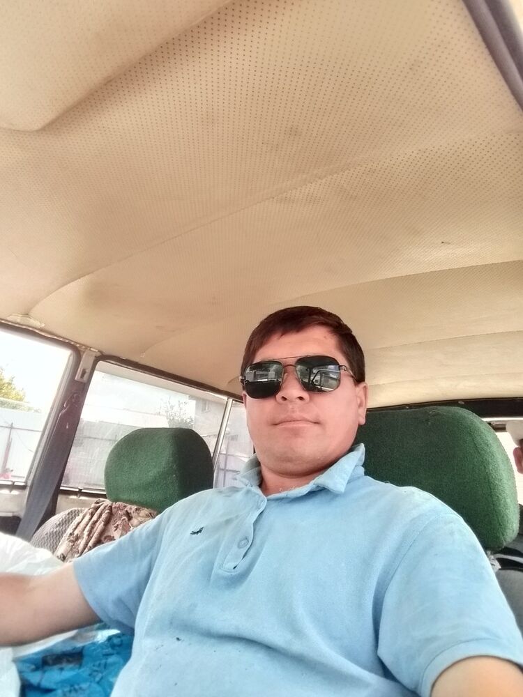  16641769  Otabek, 49 ,    