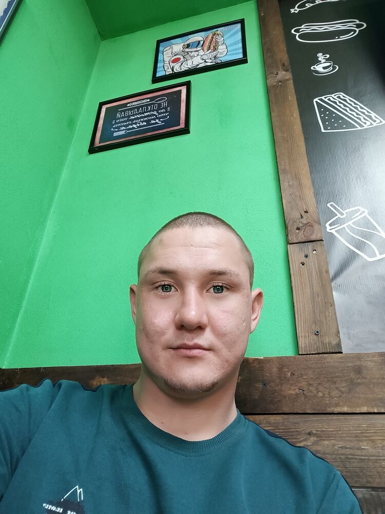  44046839  , 24 ,    