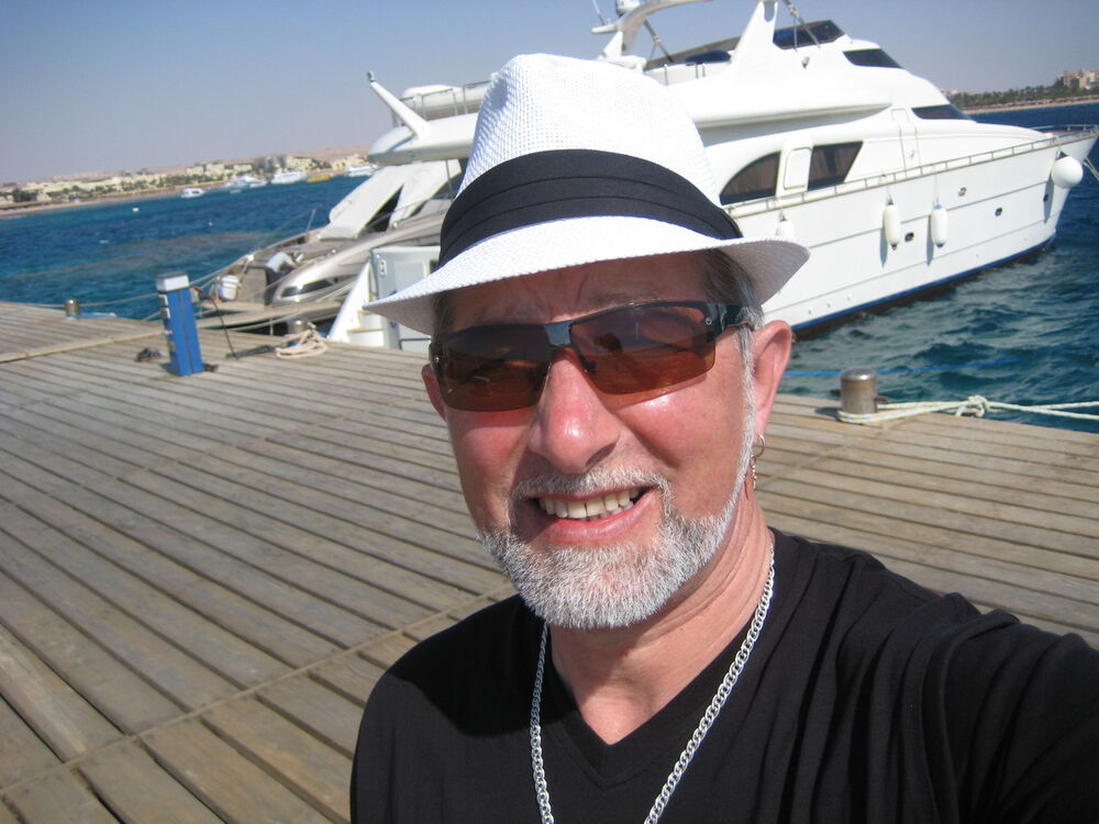  6205849  ALEX, 63 ,    