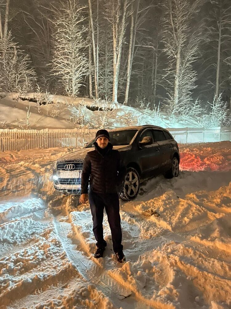  40111489  , 33 ,    