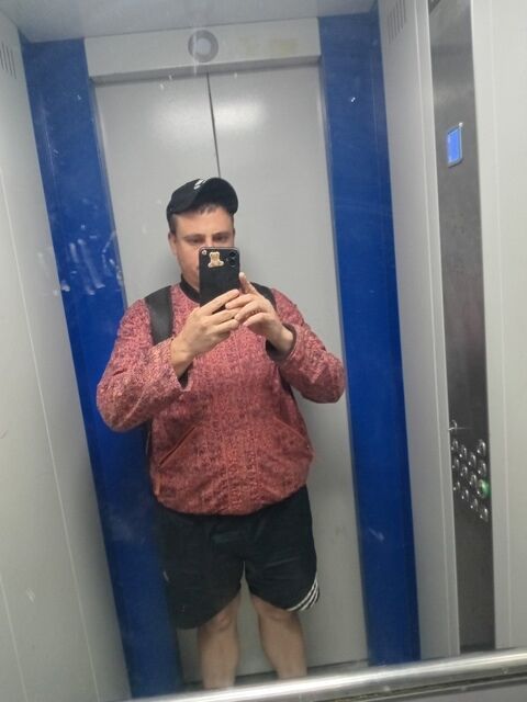  45648949  Pavel, 33 ,    