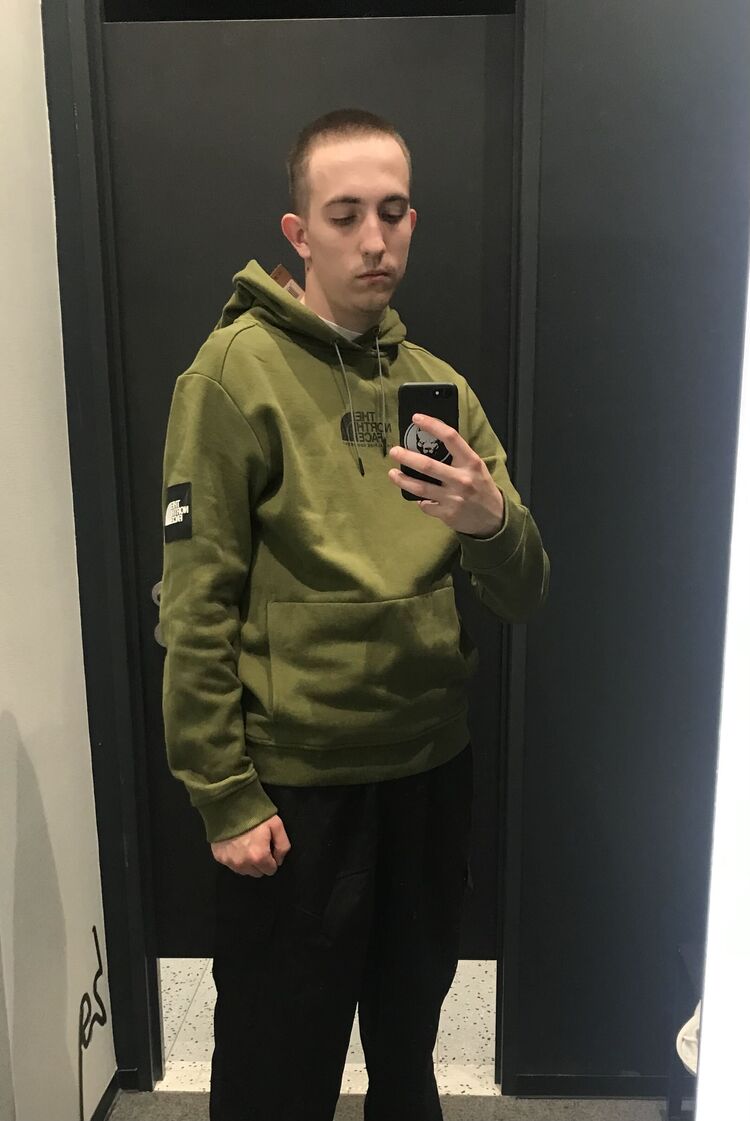  43688089  , 21 ,    