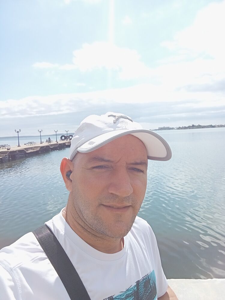  49048289  Reinaldo, 39 ,    Kleinwarasdorf