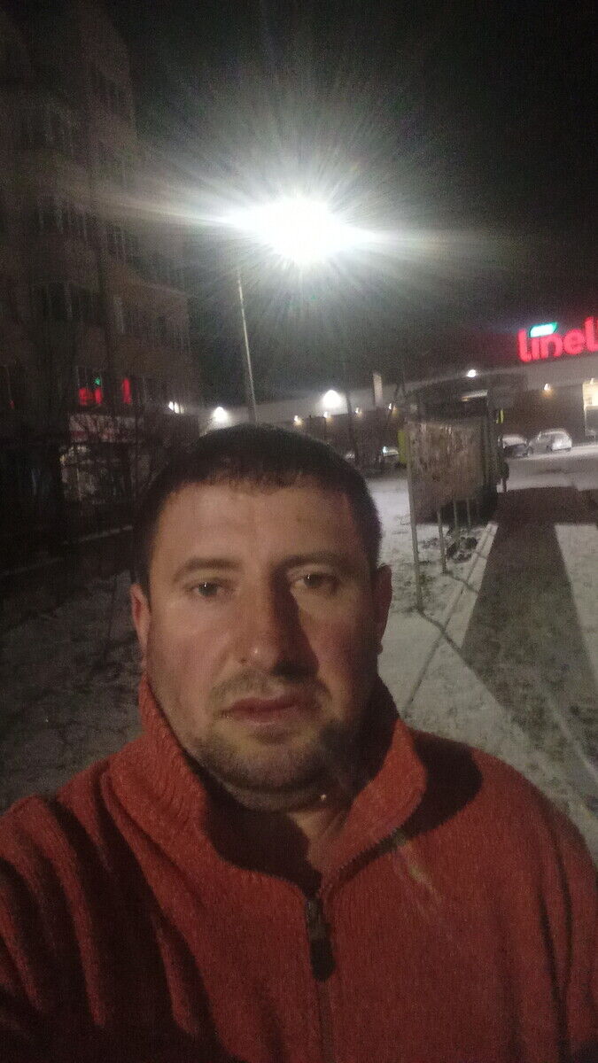  22517789  Iura, 43 ,    