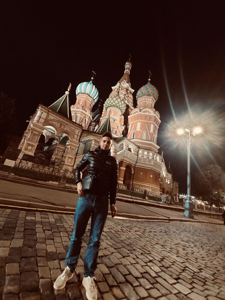  24087219  Igor, 28 ,    