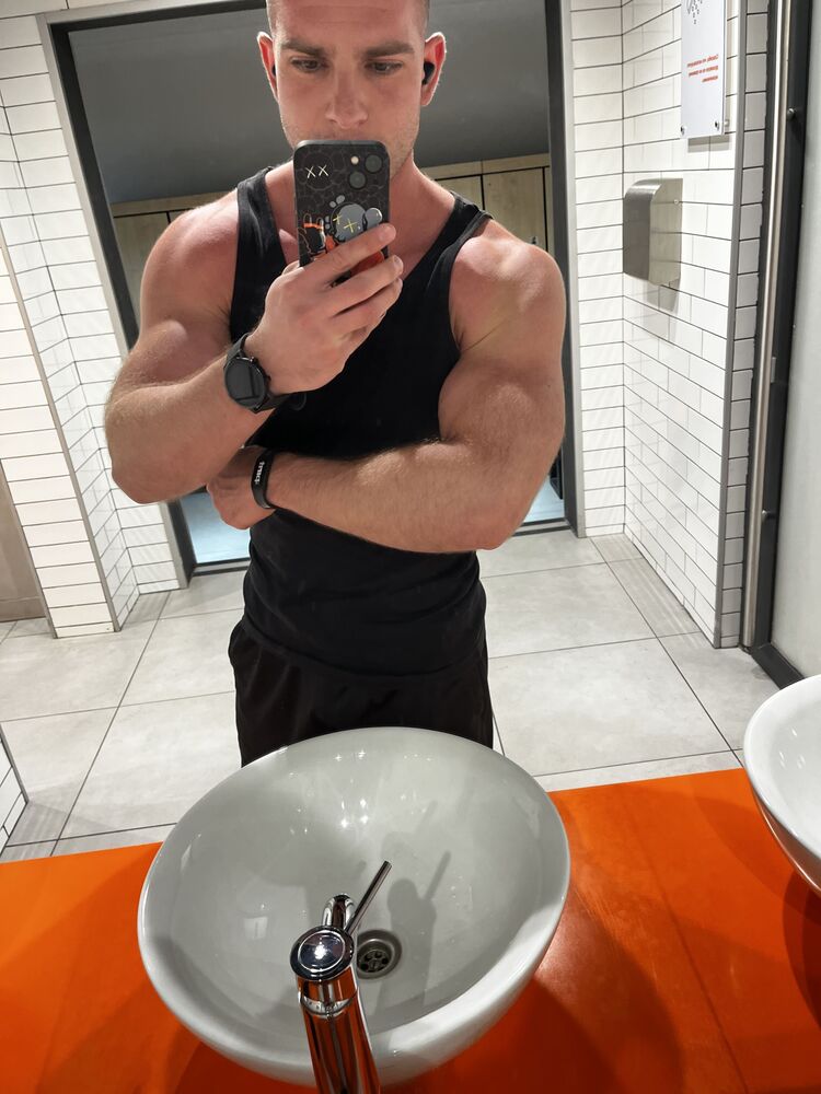  28901169  , 30 ,    