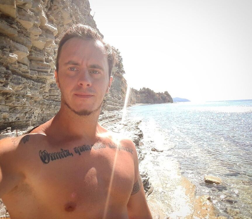 ���� 24600779 ������� ����, 49 ���, ���� ���������� � �����������