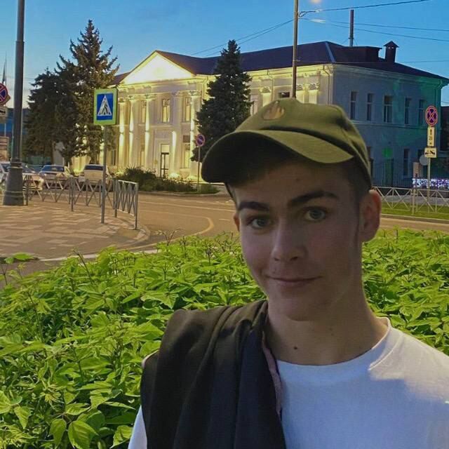  34717889  , 20 ,    