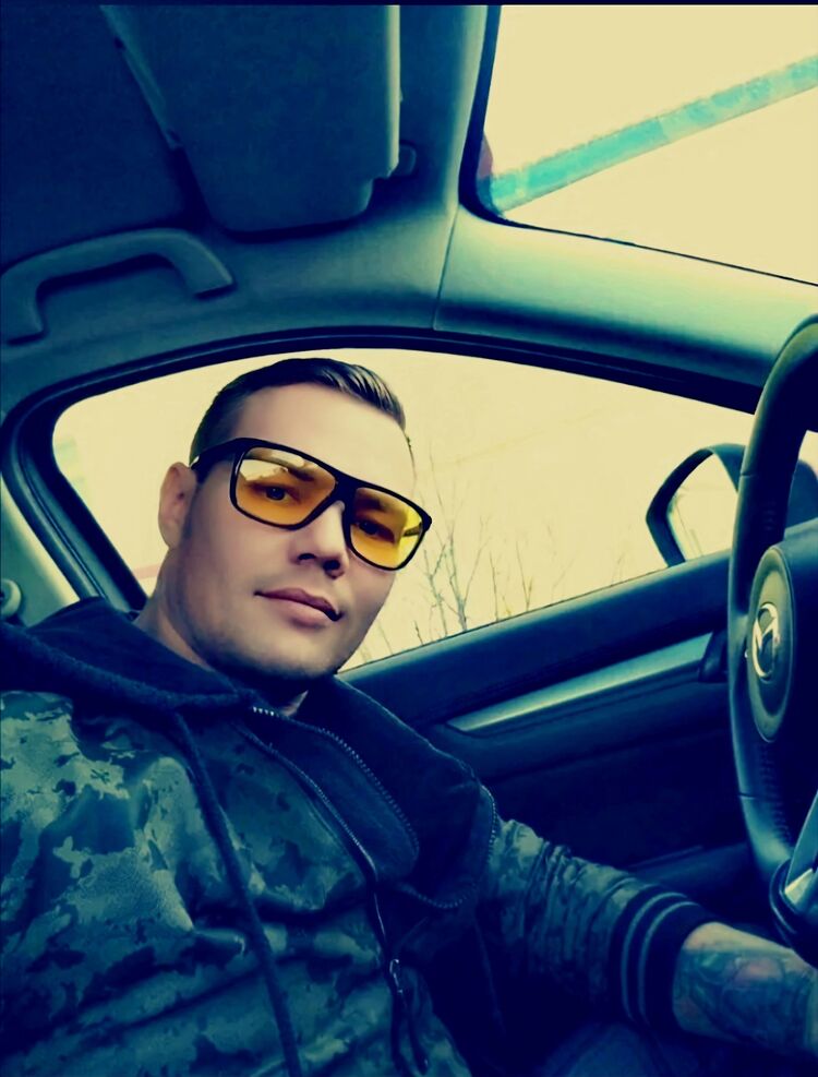 ,   Maks, 36 ,   , c 