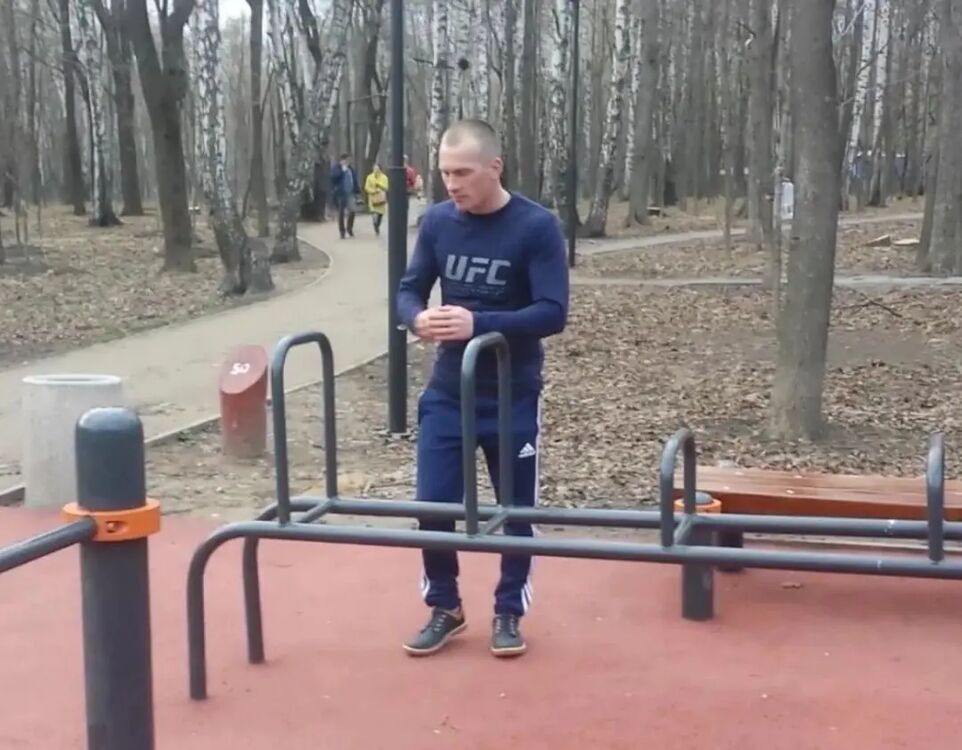  46363429  Aleksandr, 37 ,    