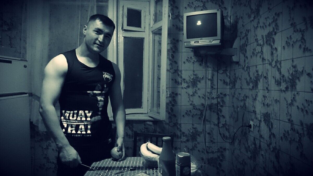  20536919  Tamirlan, 35 ,    