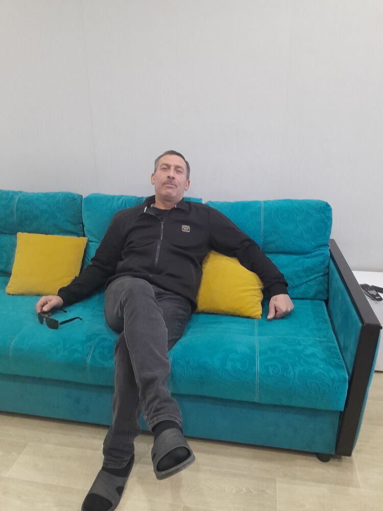  47609569  Emin Axmedov, 45 ,    -