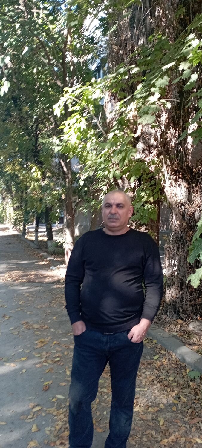  31062189  Ali, 56 ,    