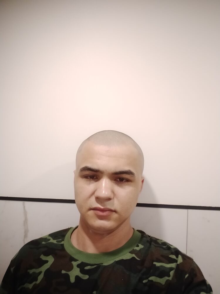  45856959  Aziz, 22 ,    