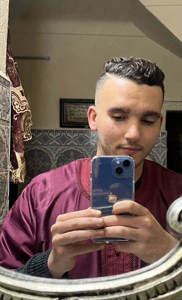  30389909  Ahmed, 27 ,    