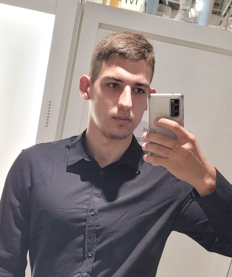  36778069  , 24 ,    