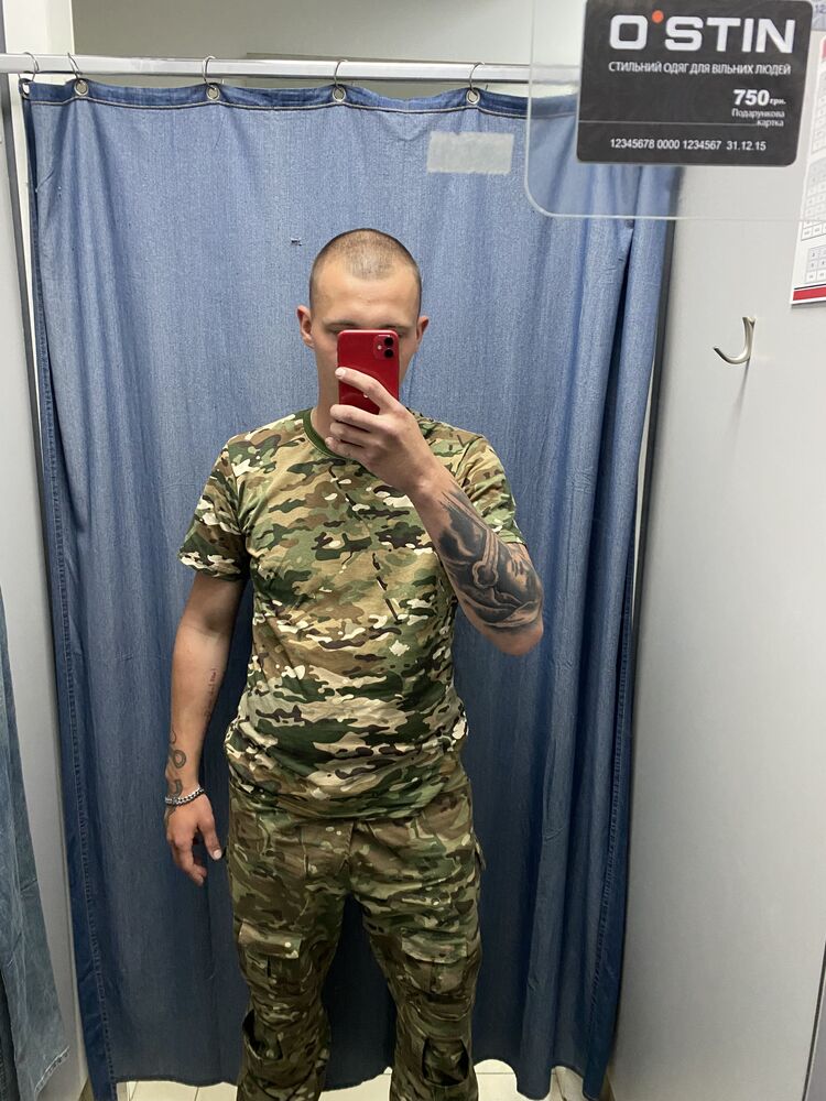  44812439  , 28 ,    