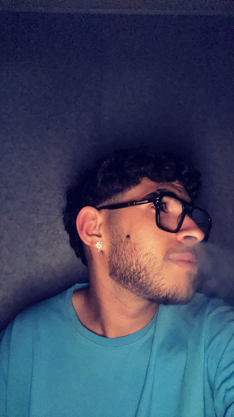  ,   Aziz, 19 ,   ,   