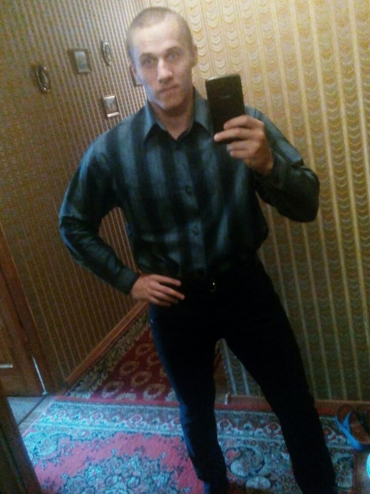  ,   Artur, 36 ,   