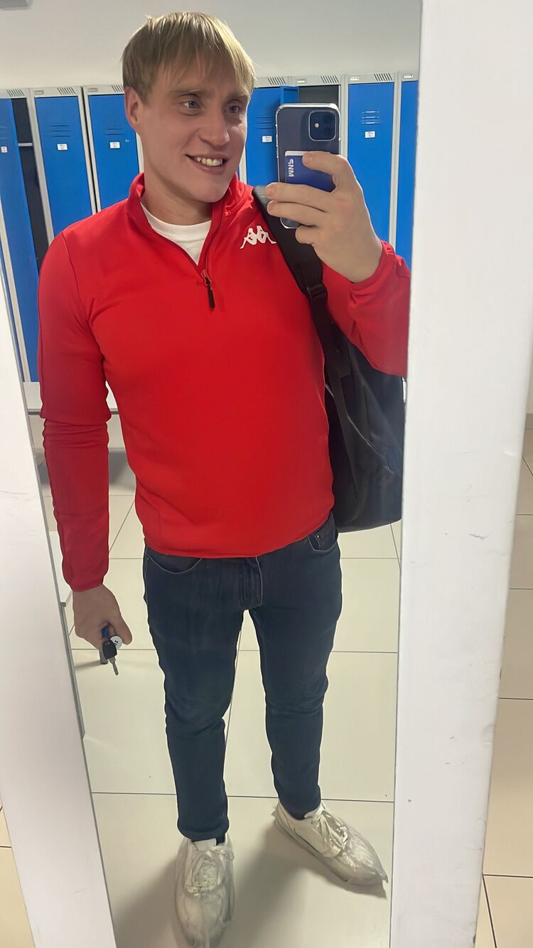  48888519  ˸, 27 ,    