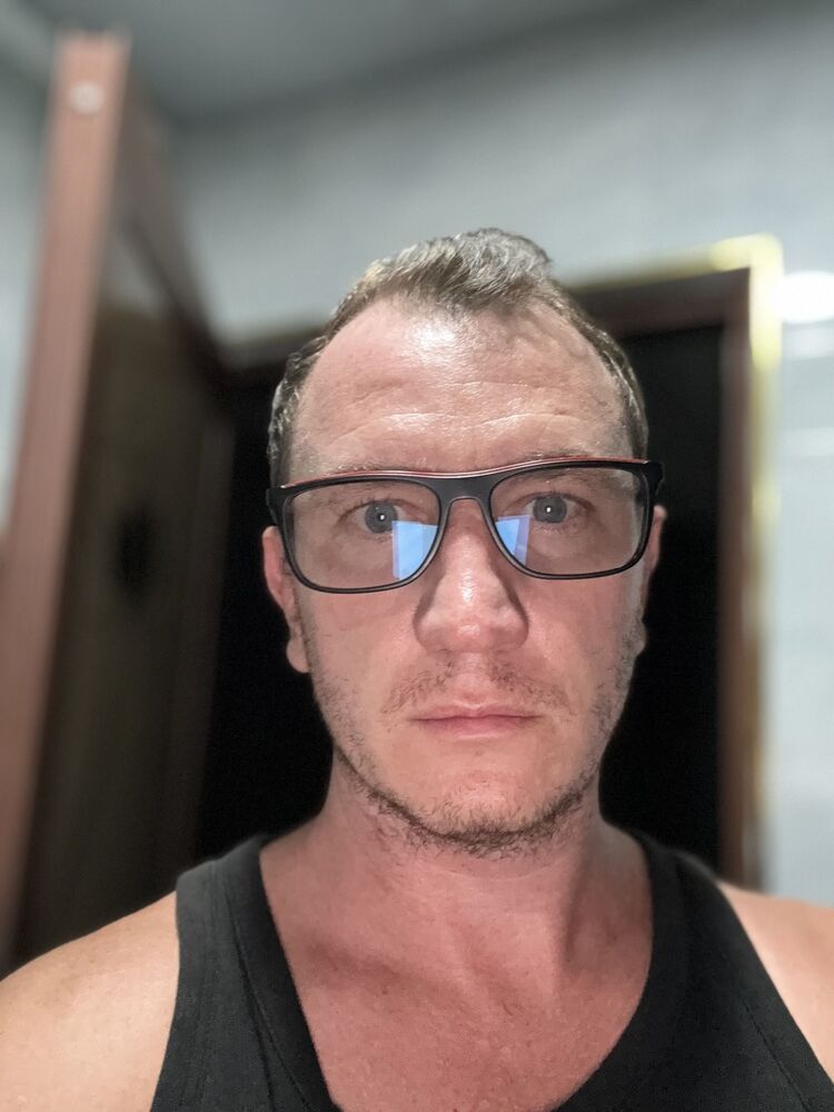 ���� 42175009 ������� �����, 39 ���, ���� ���������� � Ban Phattha Ya