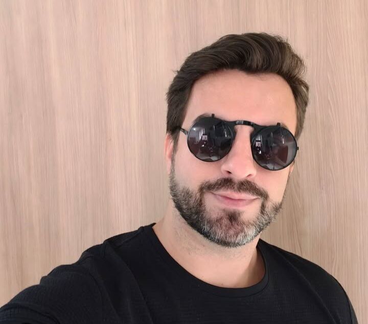  ,   Marc, 48 ,   ,   
