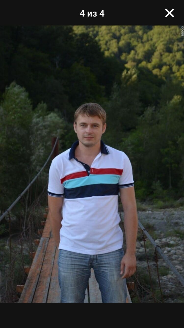  48301129  Vadim, 41 ,    