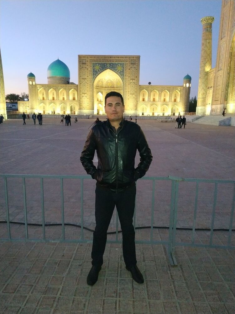  ,   Nodirbek, 33 ,  
