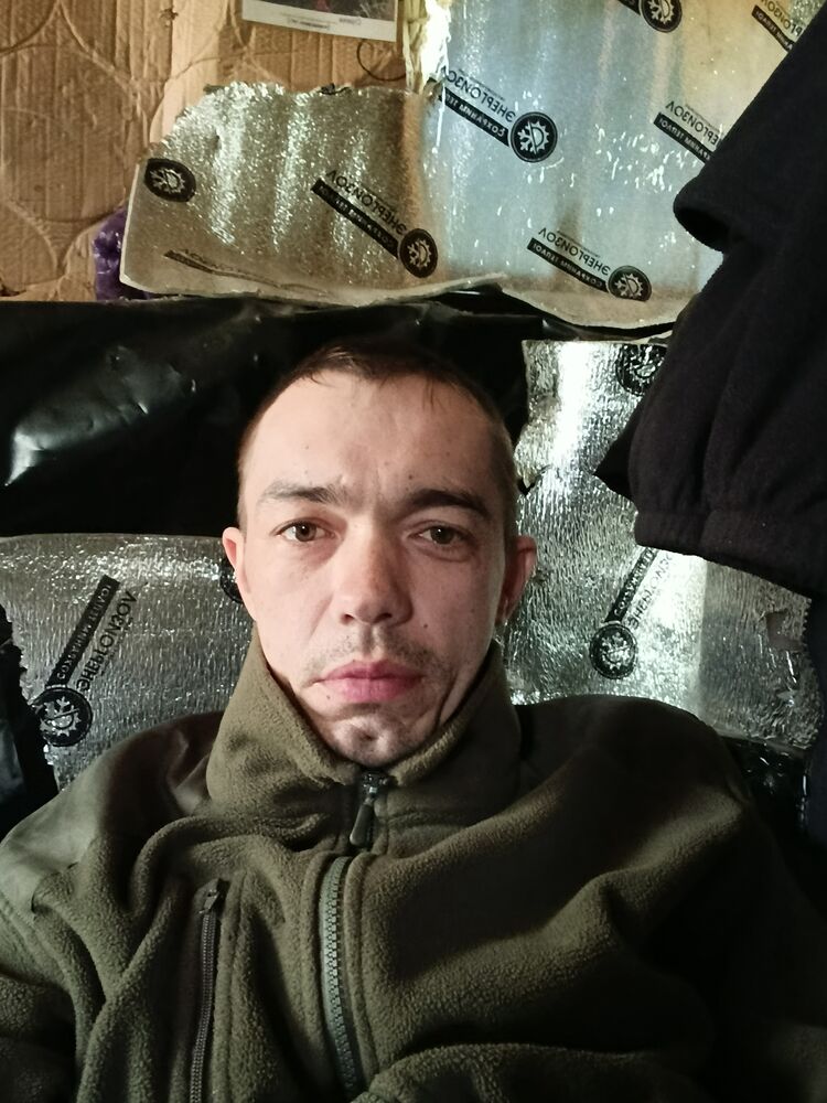  51356939  Shturmovik, 35 ,    