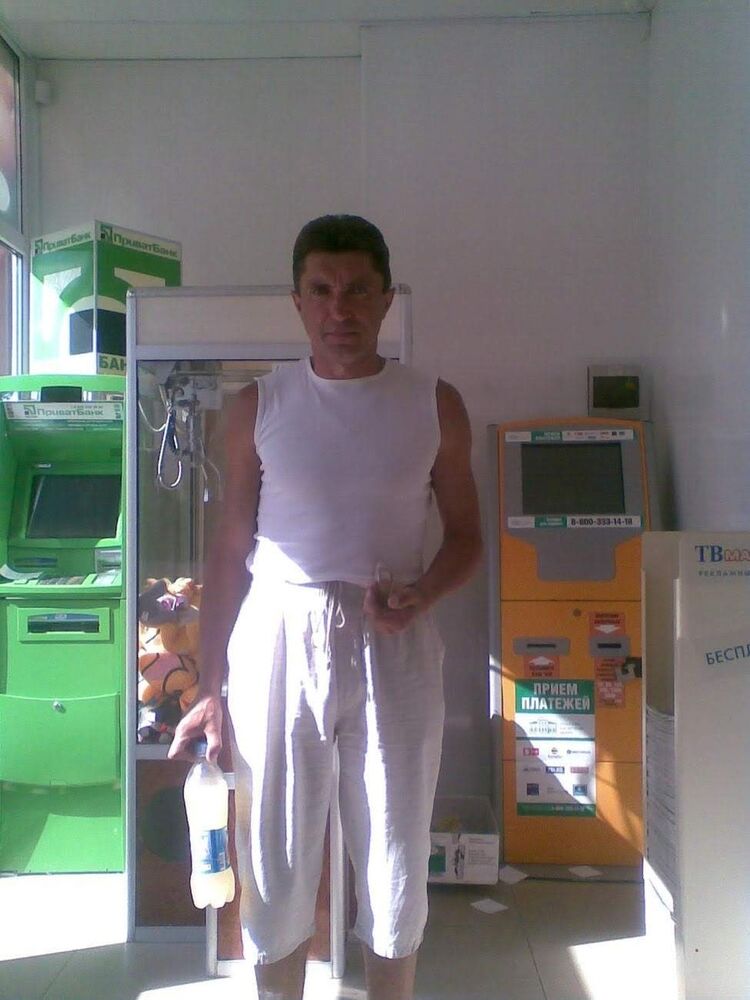  ,   Alex, 46 ,   