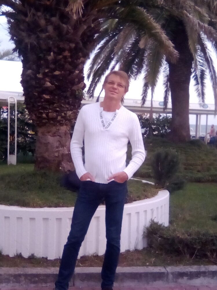 10826079  Alex, 57 ,    