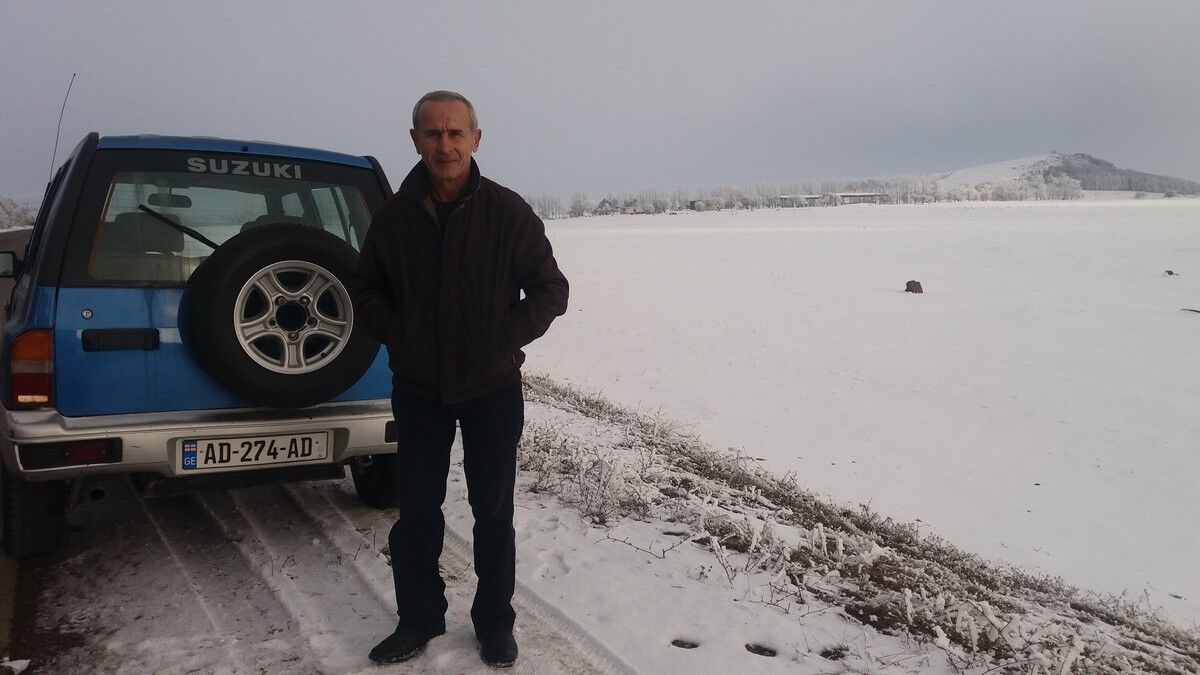  10326469  Nikolai, 66 ,    