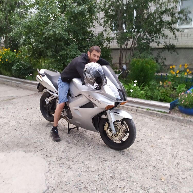  ,   Sergey, 43 ,   ,   , 