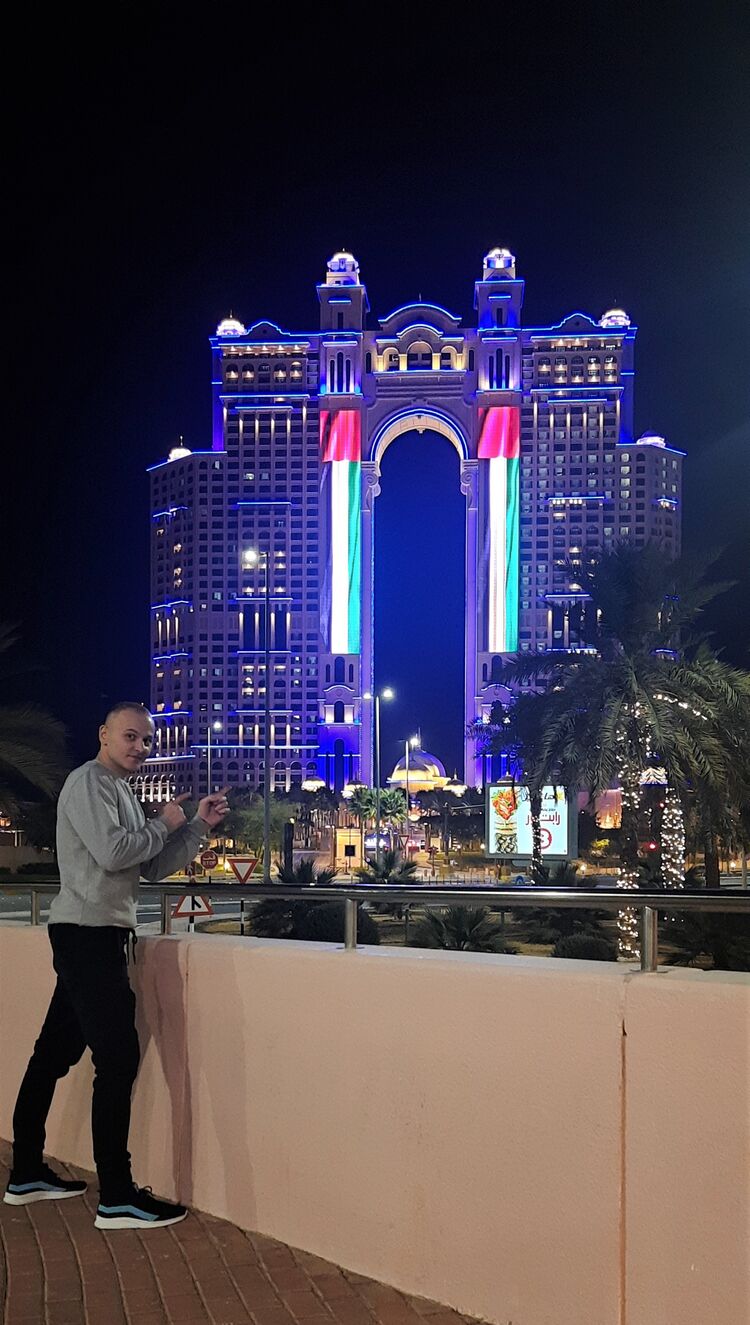  52441429  Amigo, 30 ,     