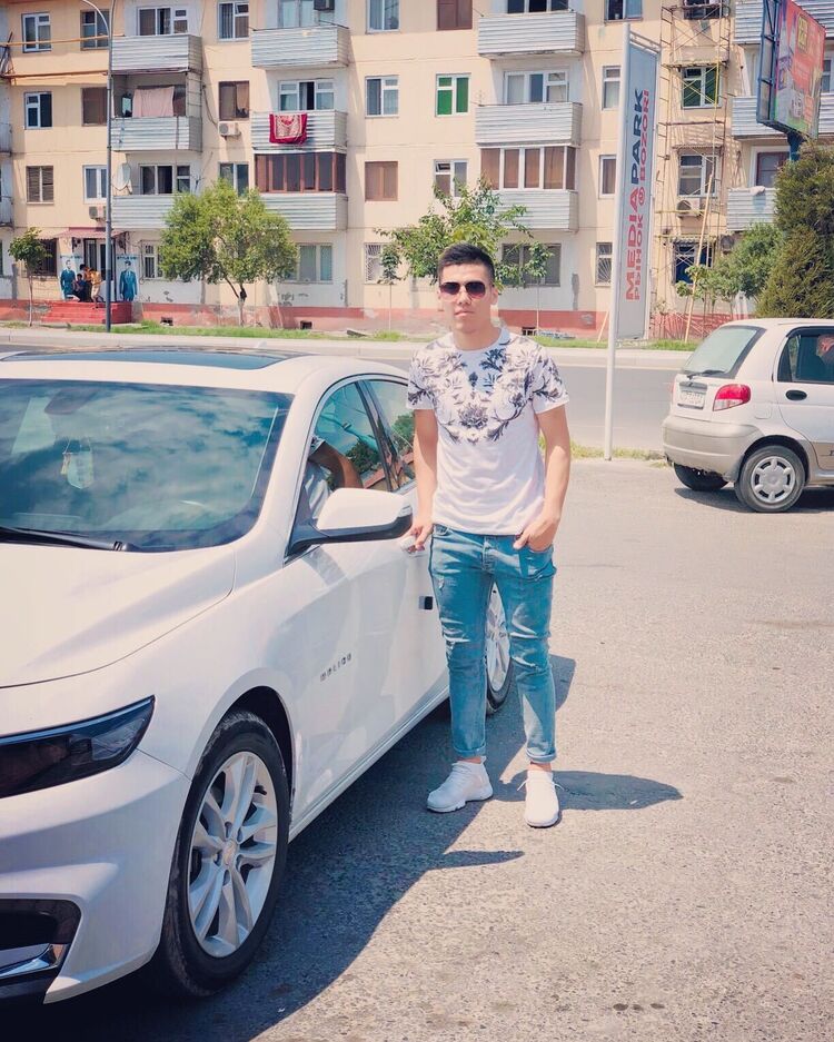  ,   Oybek, 31 ,   ,   
