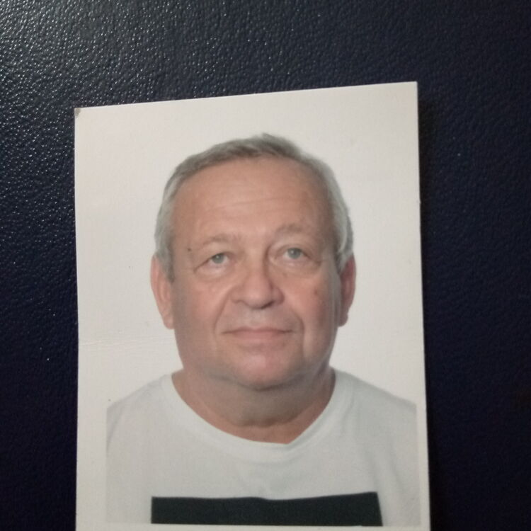  24645689  Alexandr, 68 ,    