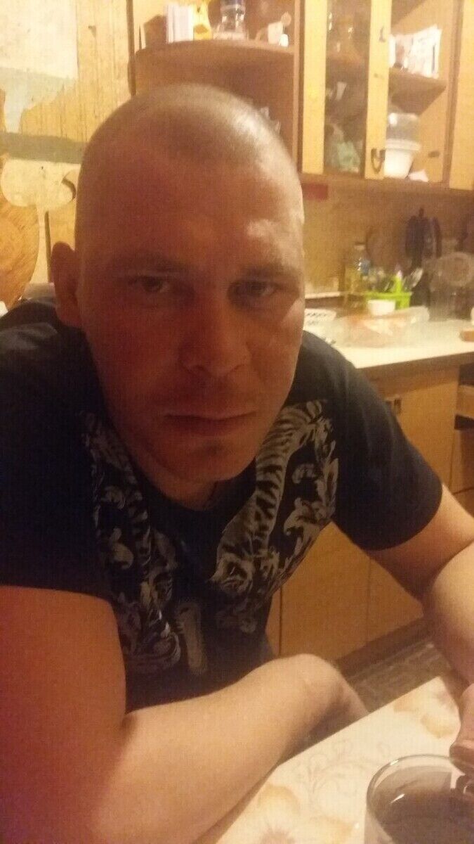  22436829  , 39 ,    