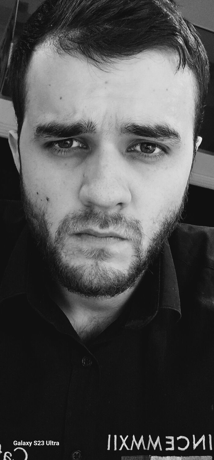  53727969  Fara, 27 ,    