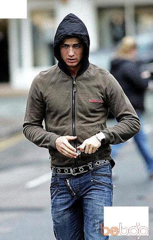  ,   Gujum, 32 ,   , 