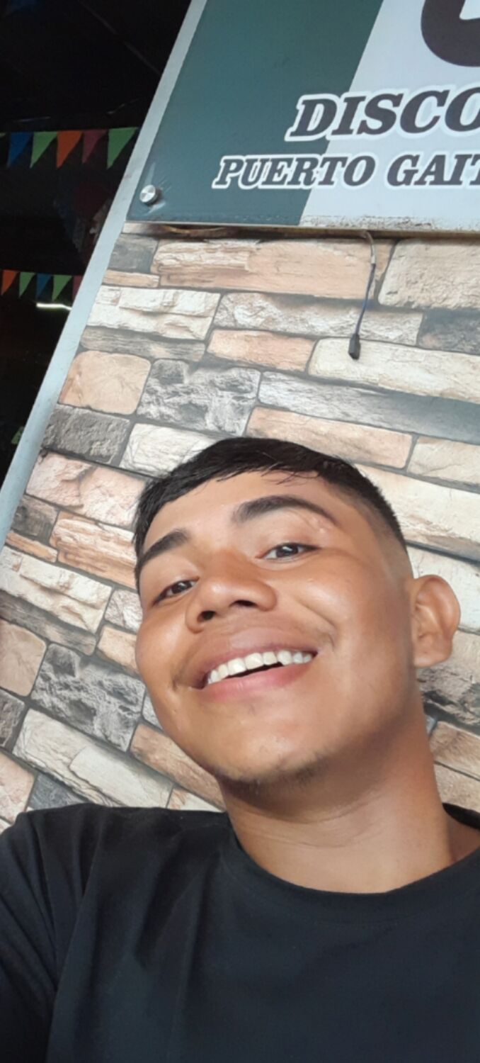  49659499  Angel, 24 ,    Bogota