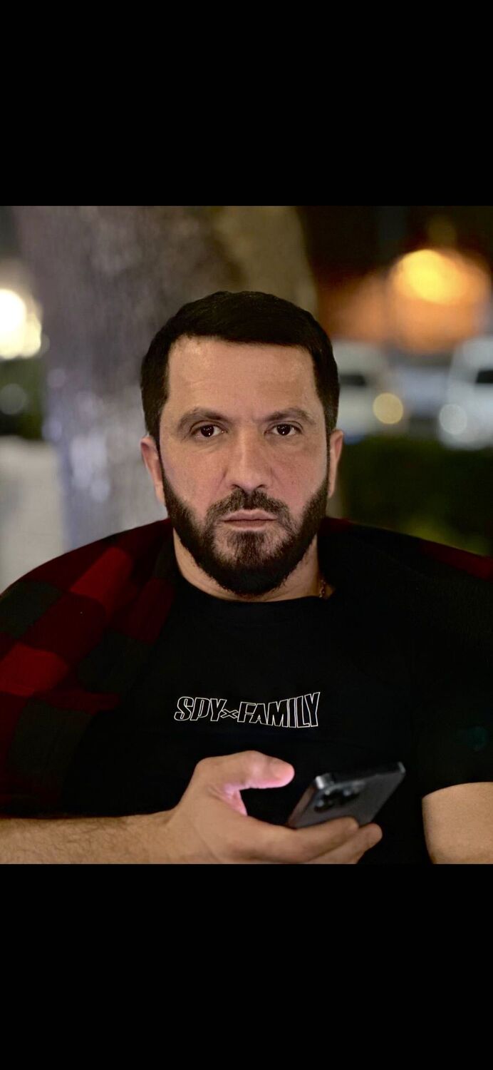  38204409  Karen, 36 ,    