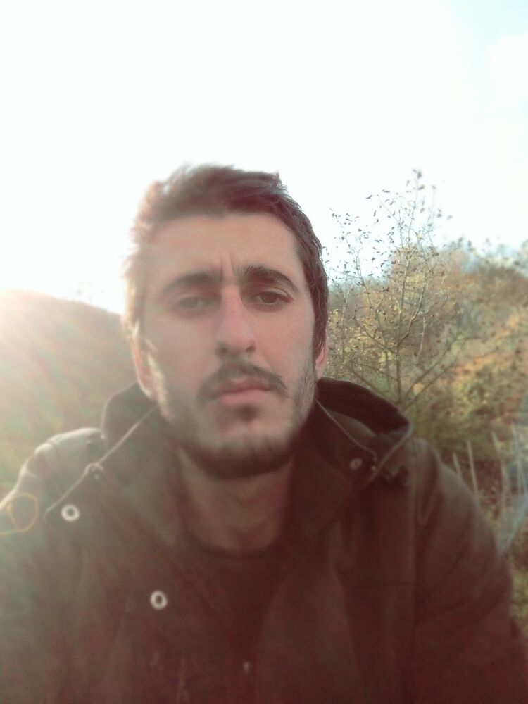  ,   Tornike, 30 ,   ,   , c 