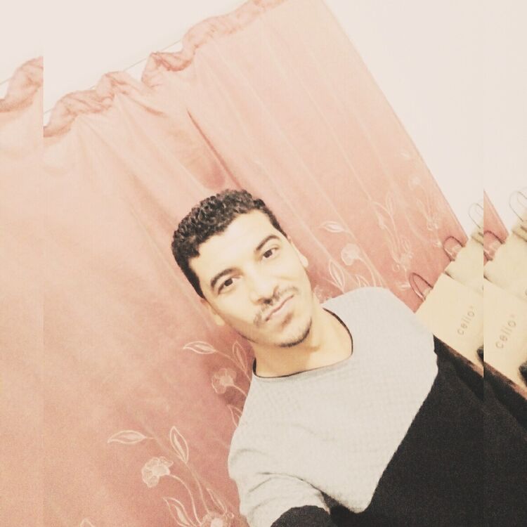  21066869  Mhimdi, 35 ,    