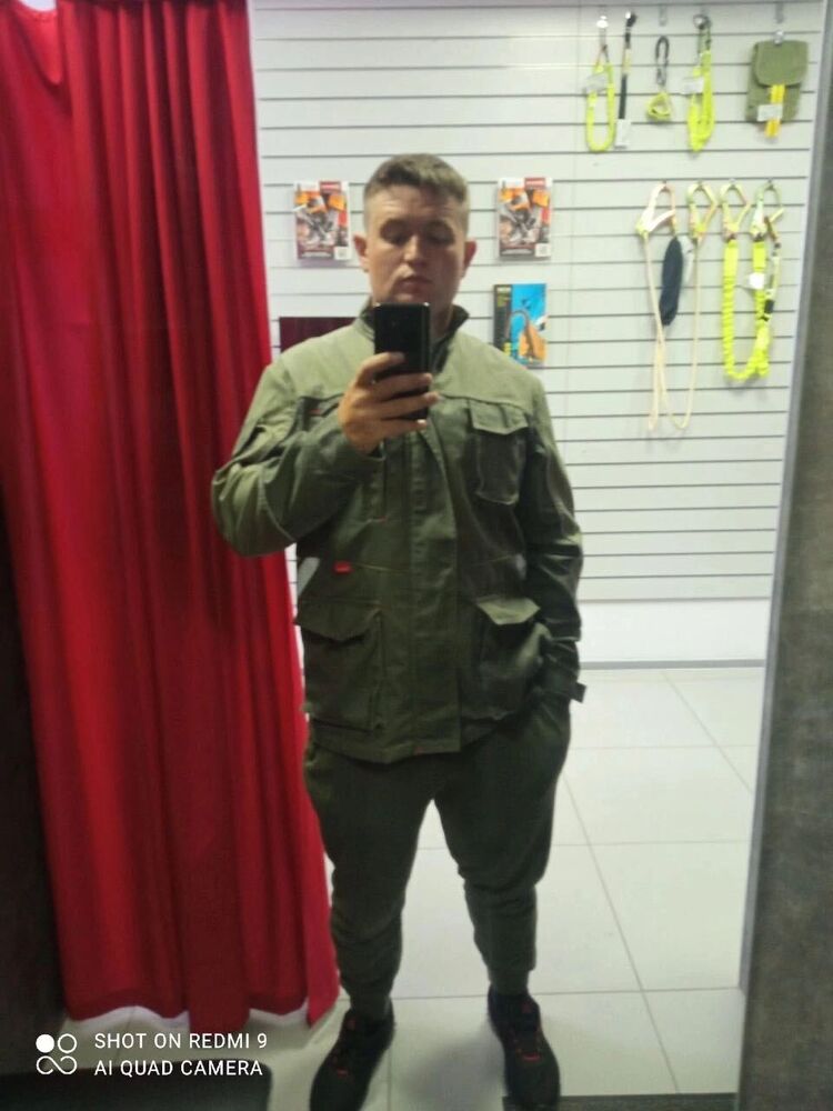  33482899  , 27 ,    