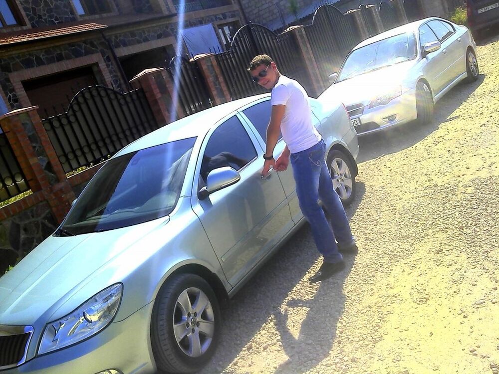  6237799  Ivanici, 33 ,    