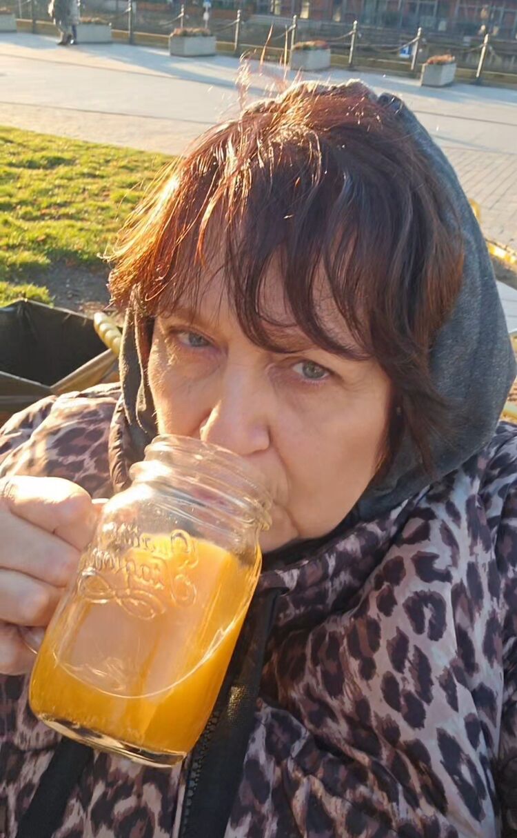  54659399  Galina, 63 ,    