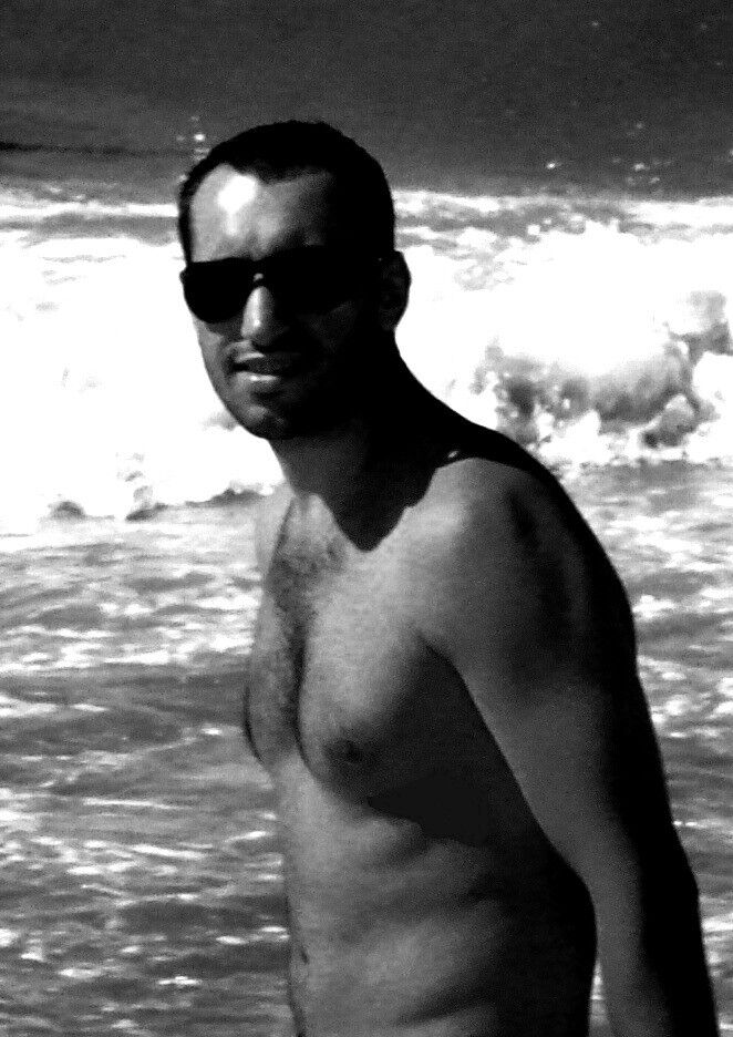   ,   Marik, 43 ,   