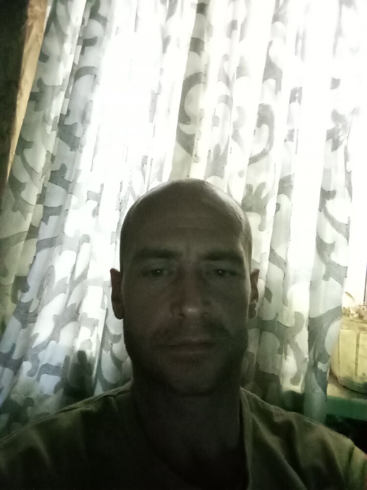  46155589  Ruslan, 41 ,    